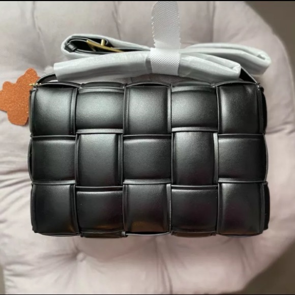 NWT Black Padded Cassette Bag Luxury looking purse - Picture 5 of 7